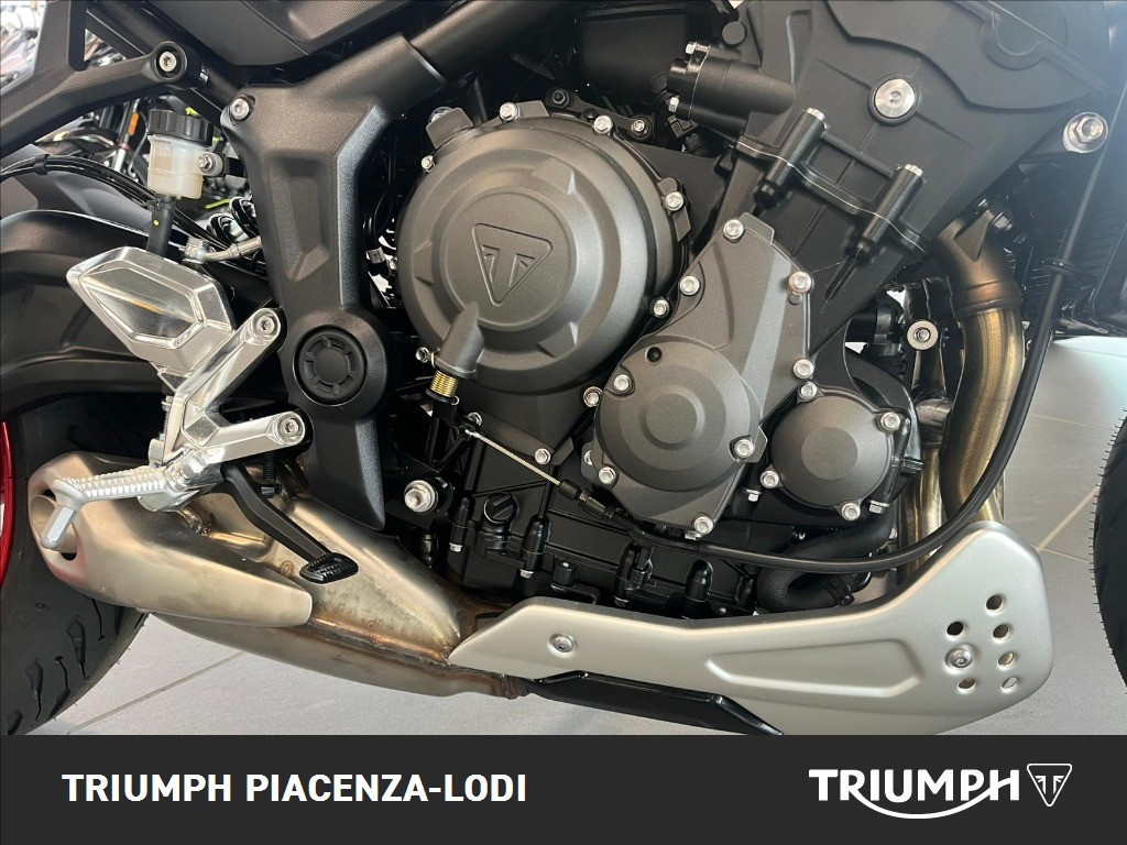 TRIUMPH Trident 660 Triple Tribute Abs #3