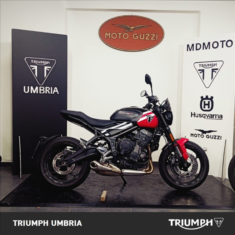 TRIUMPH Trident 660 Diablo Red / Sapphire Black Abs