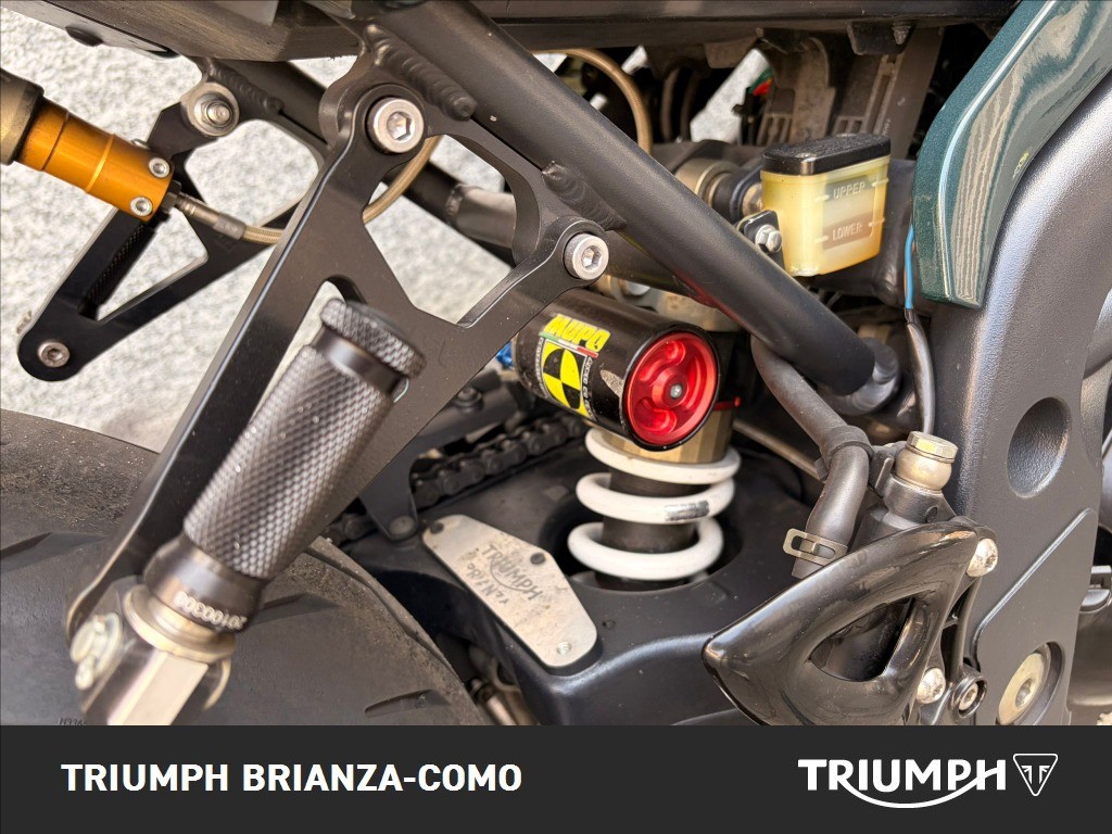 TRIUMPH Speed Triple 1050 