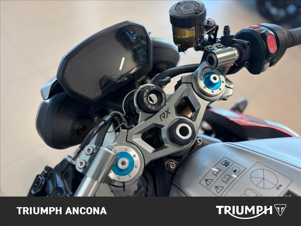 TRIUMPH Street Triple 765 RX