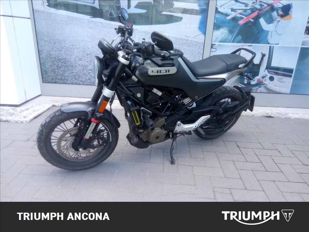 HUSQVARNA Svartpilen 401 4T