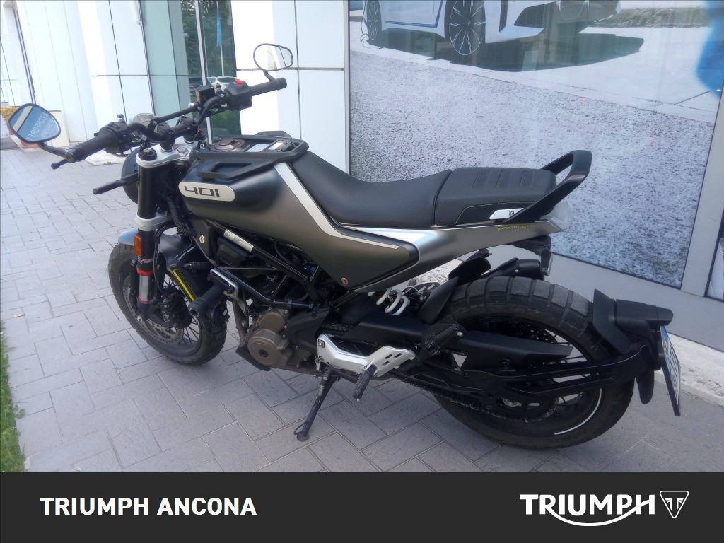 HUSQVARNA Svartpilen 401 4T