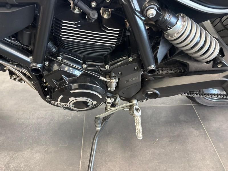 DUCATI Scrambler 800 Street Classic
