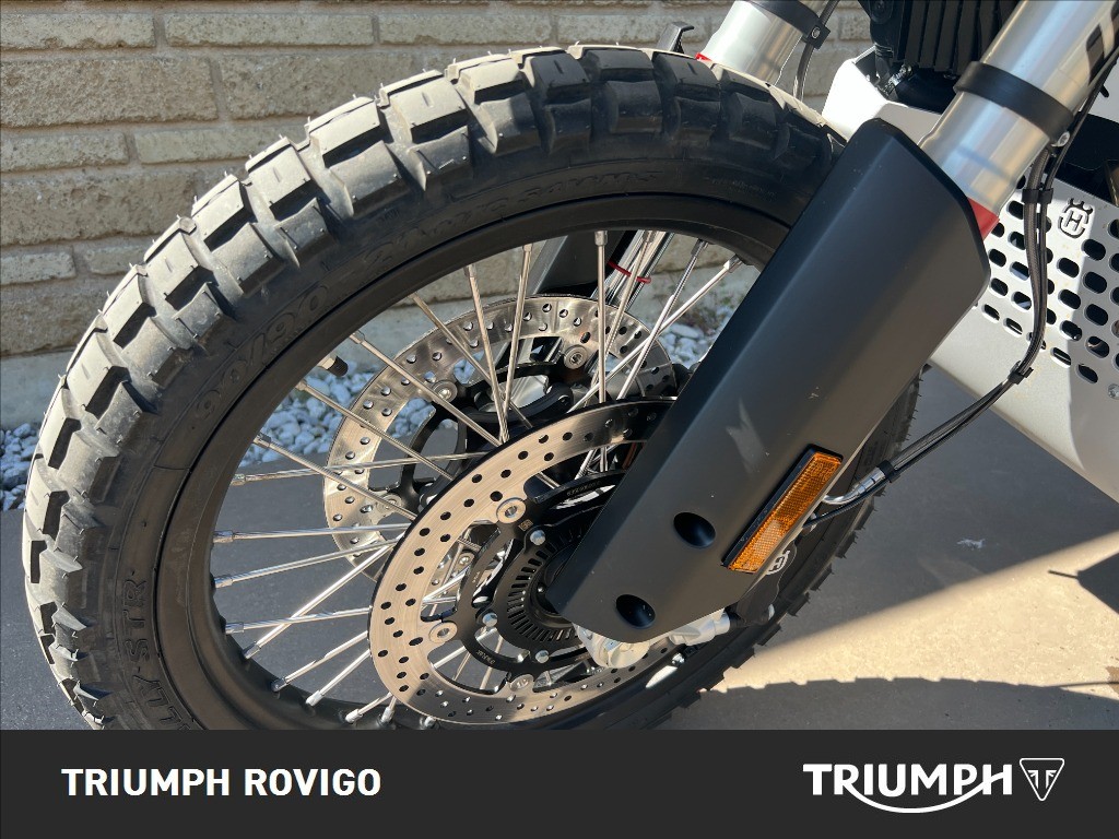 HUSQVARNA Norden 901 Expedition Abs