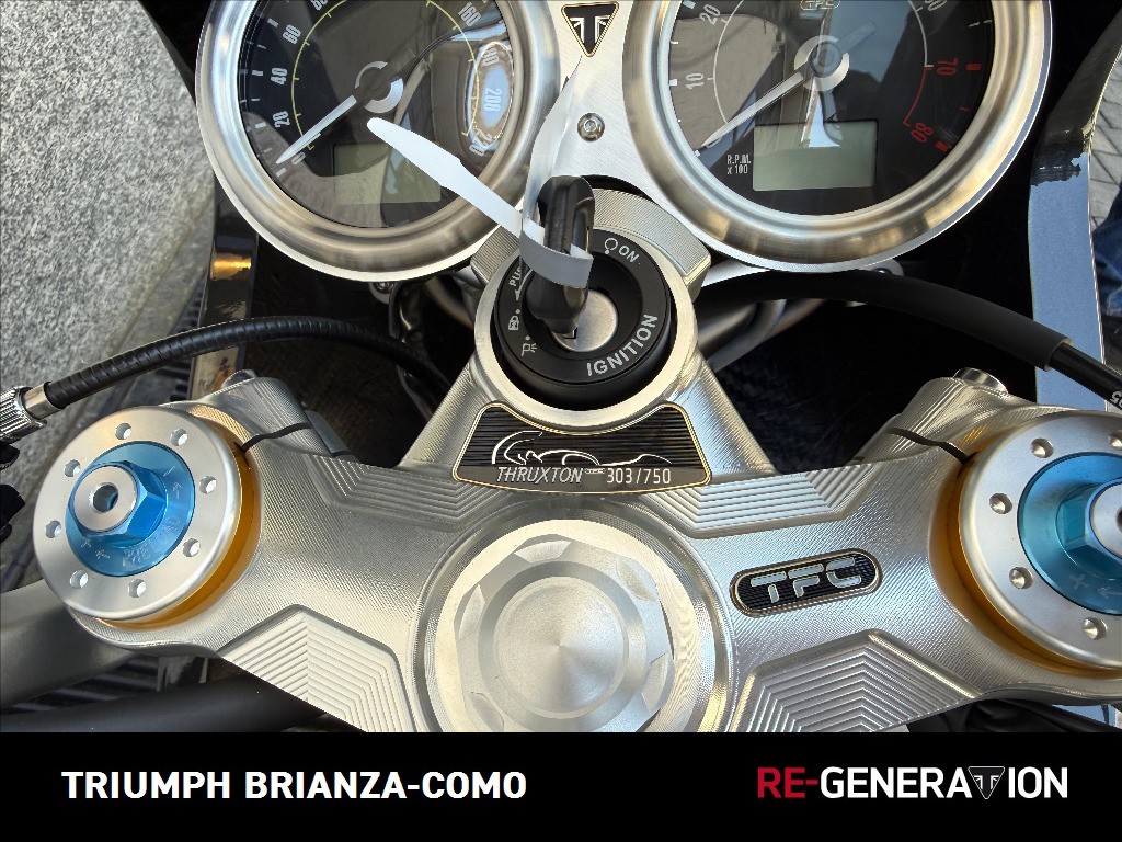 TRIUMPH Thruxton 1200 TFC