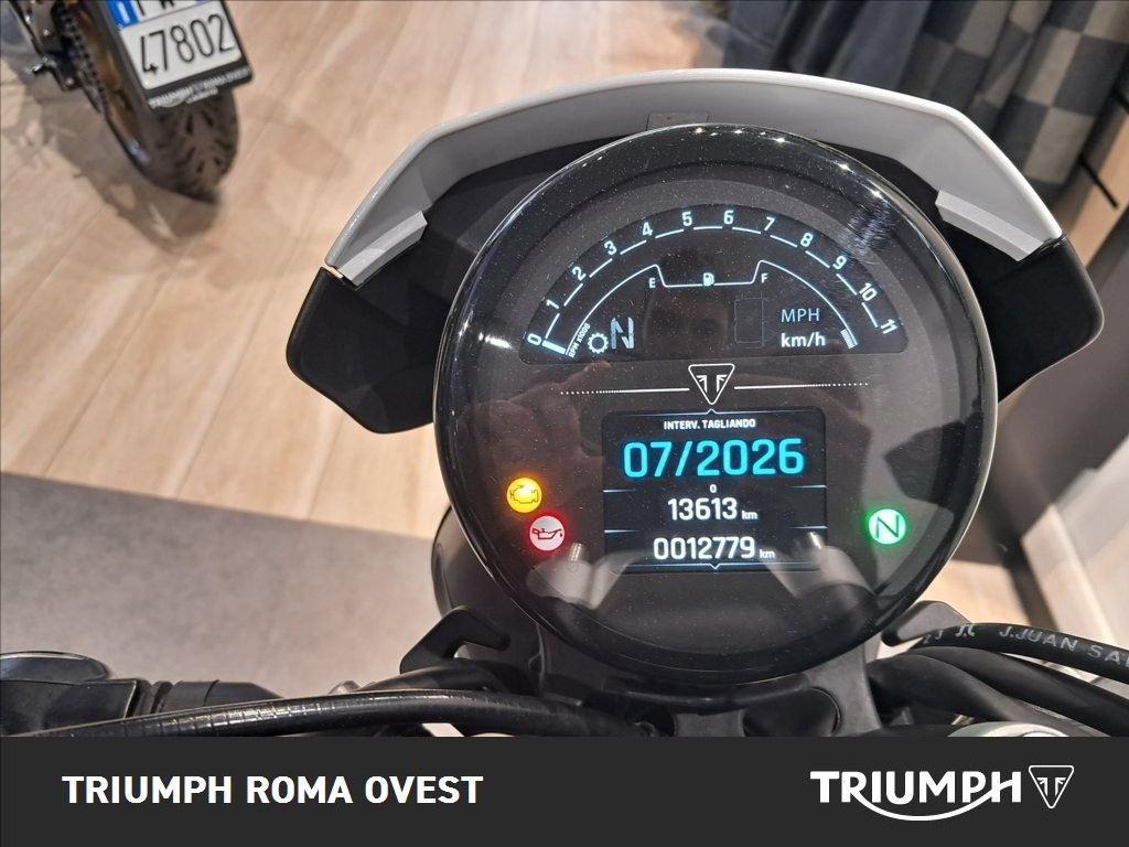 TRIUMPH Trident 660 Triple Tribute Abs