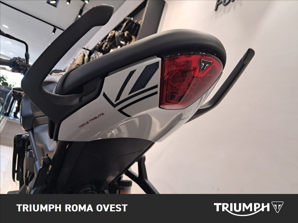 TRIUMPH Trident 660 Triple Tribute Abs