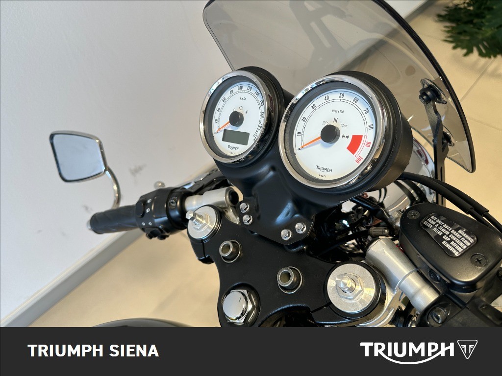 TRIUMPH Thruxton 865 