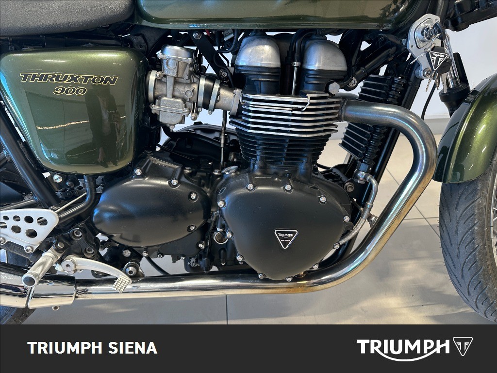TRIUMPH Thruxton 865 