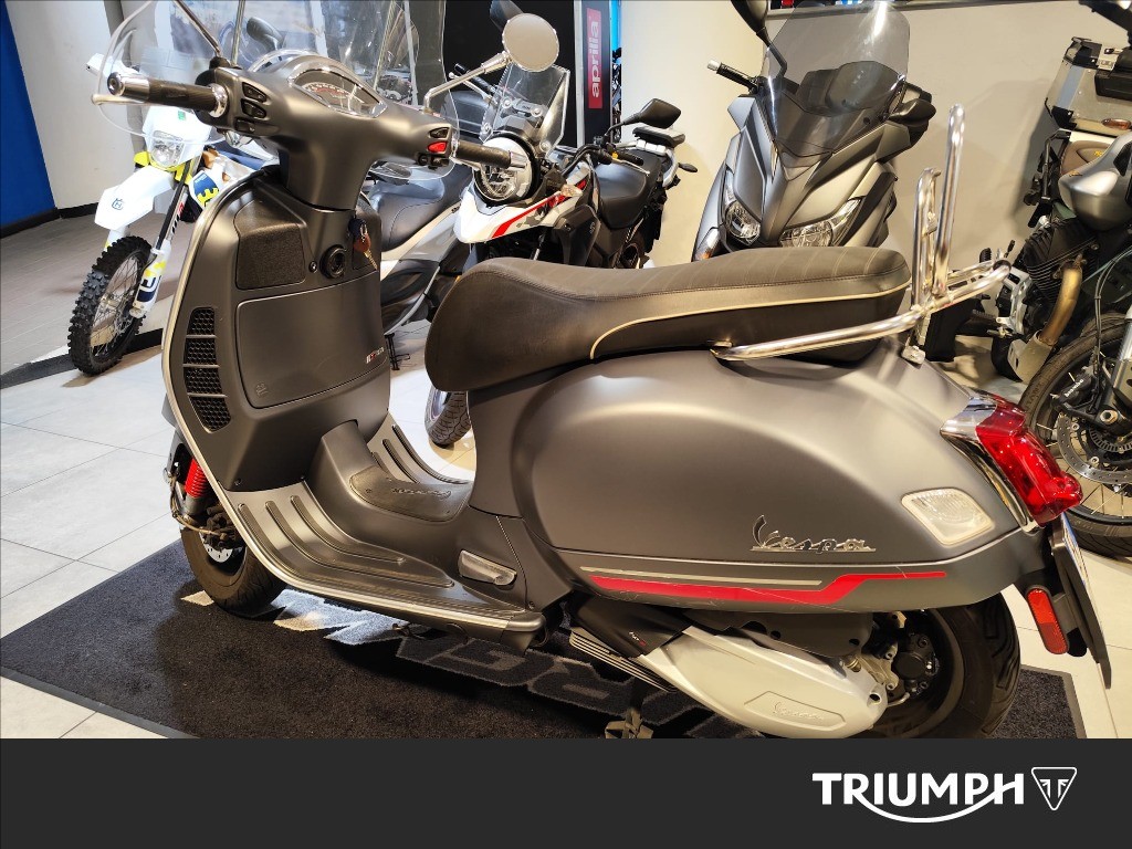 VESPA Vespa GTS 300 hpe Super Sport Abs #1