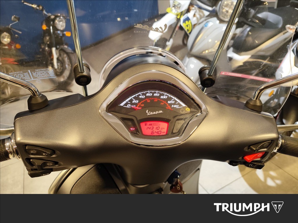 VESPA Vespa GTS 300 hpe Super Sport Abs #3