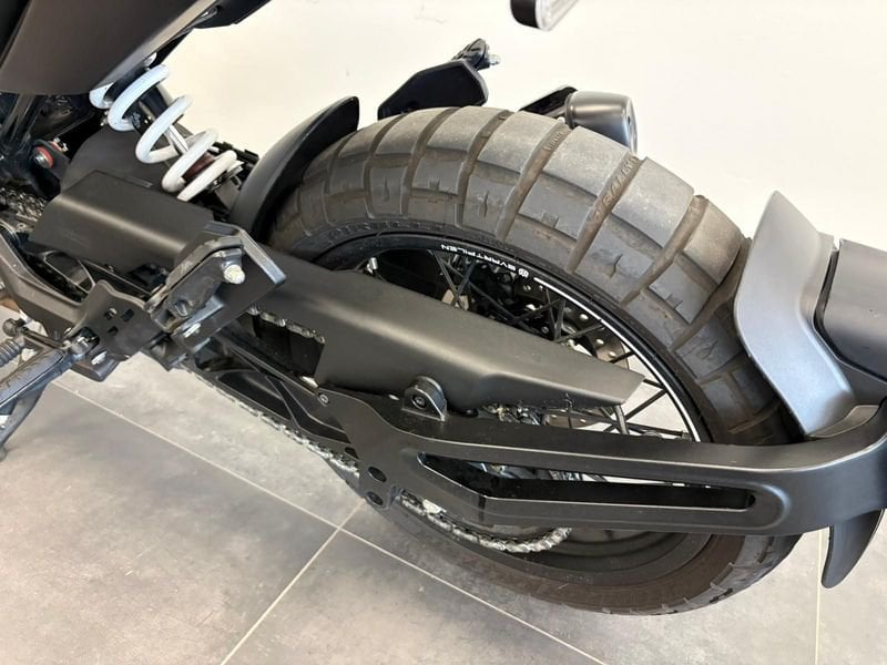 HUSQVARNA Svartpilen 401 4T #5
