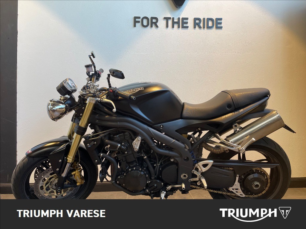 TRIUMPH Speed Triple 1050 