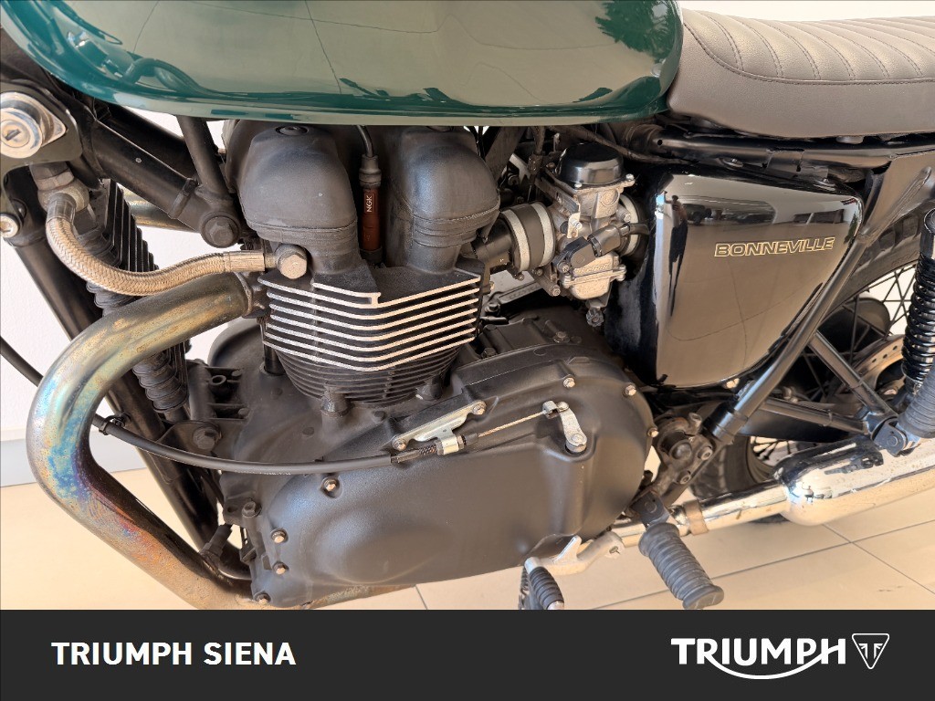 TRIUMPH Bonneville 865 