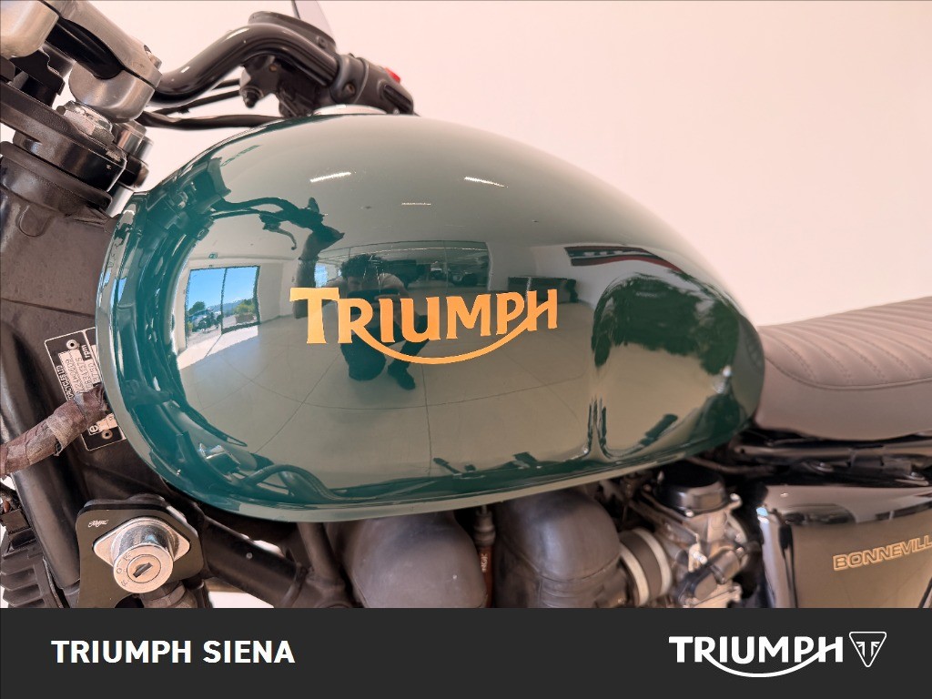 TRIUMPH Bonneville 865 