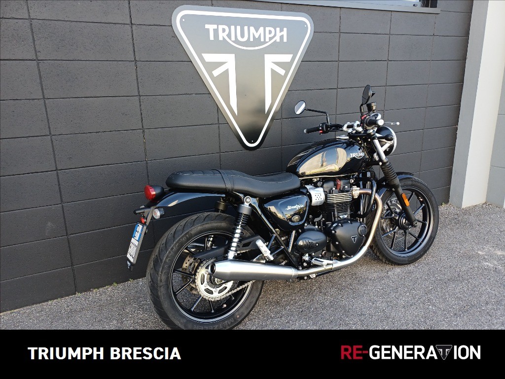 TRIUMPH Street Twin 900 