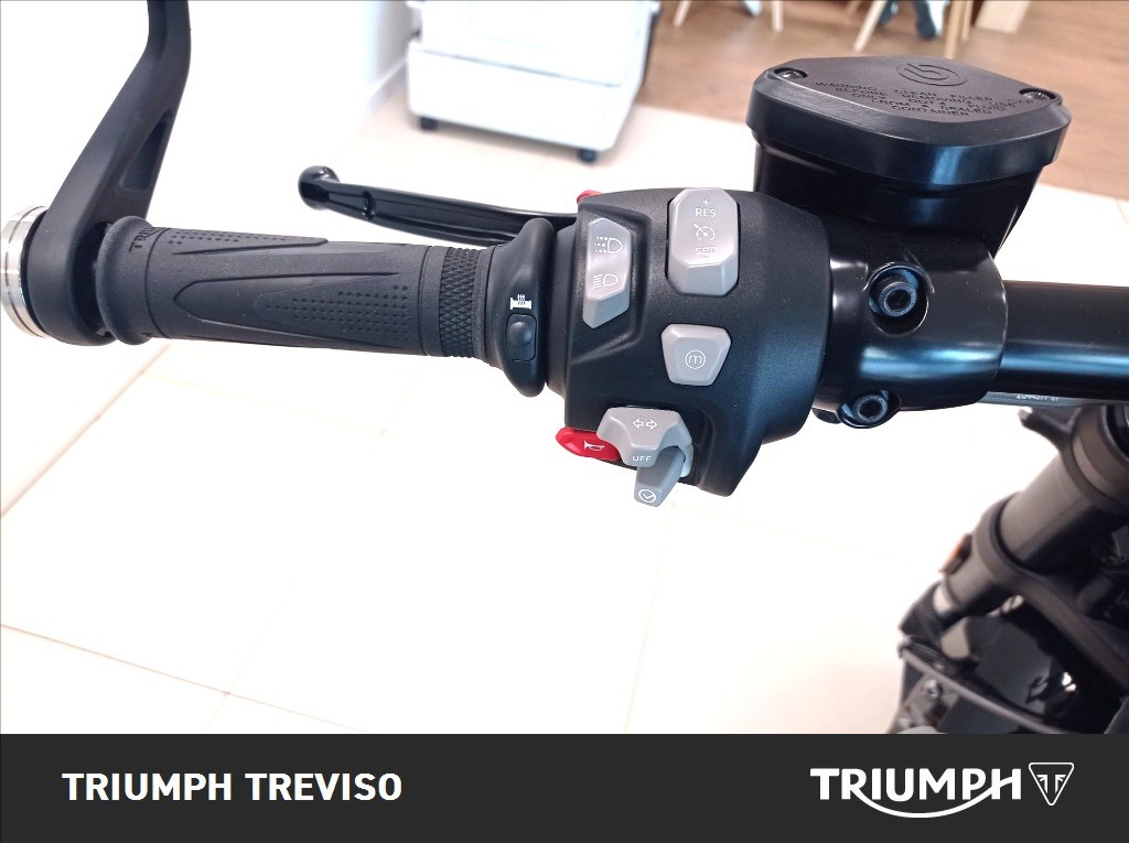 TRIUMPH Rocket III 2500 Storm GT