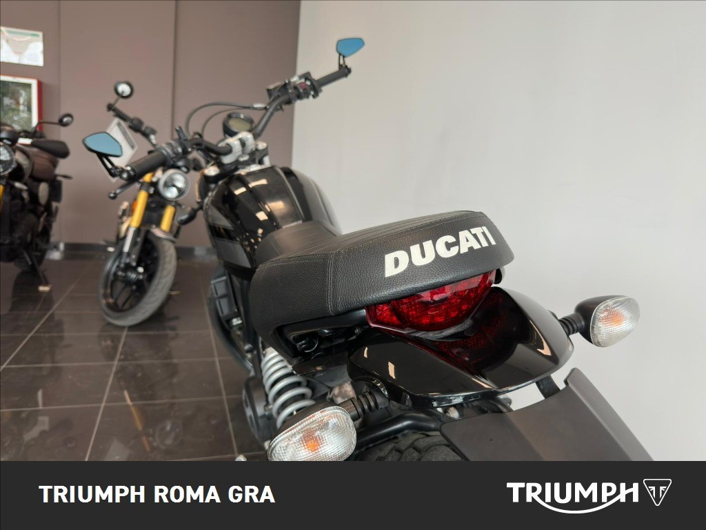 DUCATI Scrambler 399 Sixty2 