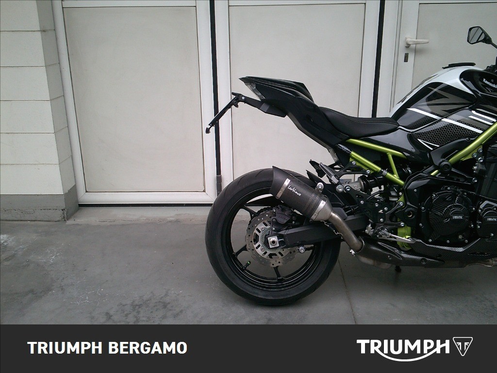 KAWASAKI Z 900 