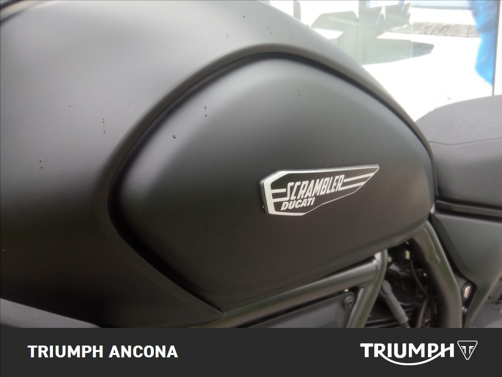 DUCATI Scrambler 800 Icon Dark