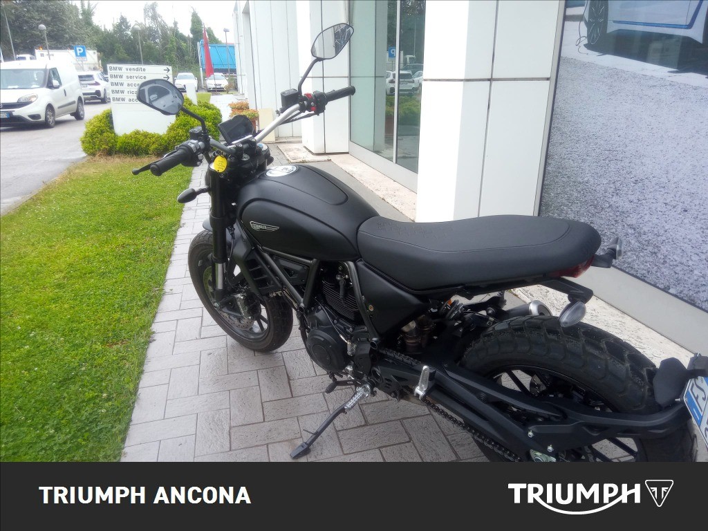 DUCATI Scrambler 800 Icon Dark
