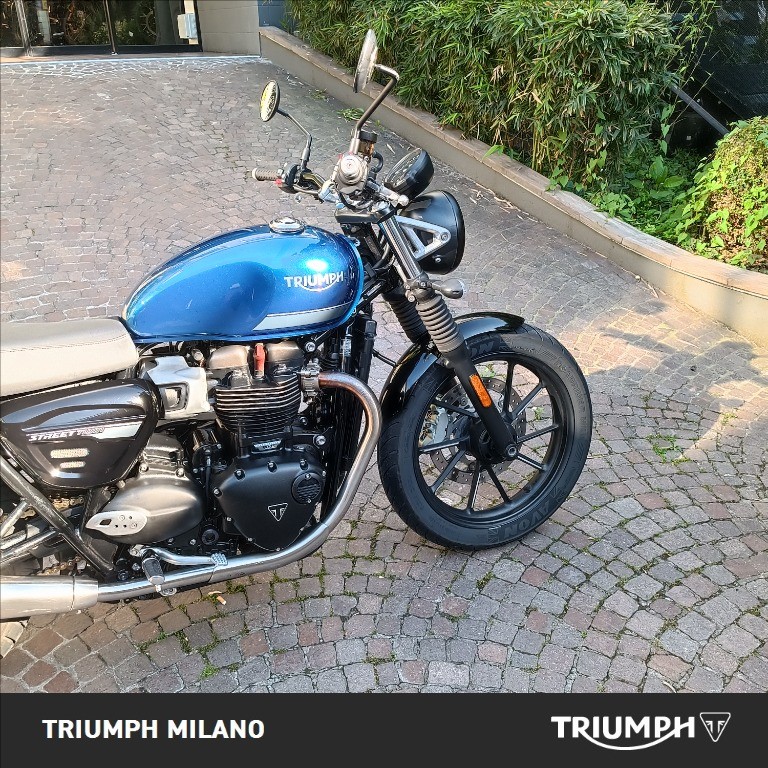 TRIUMPH Street Twin 900 