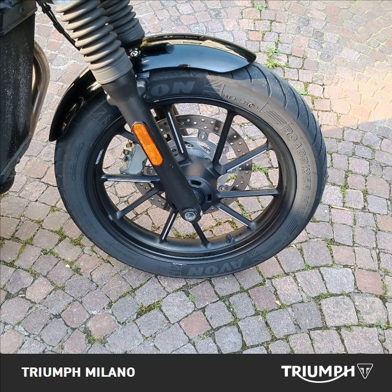 TRIUMPH Street Twin 900 