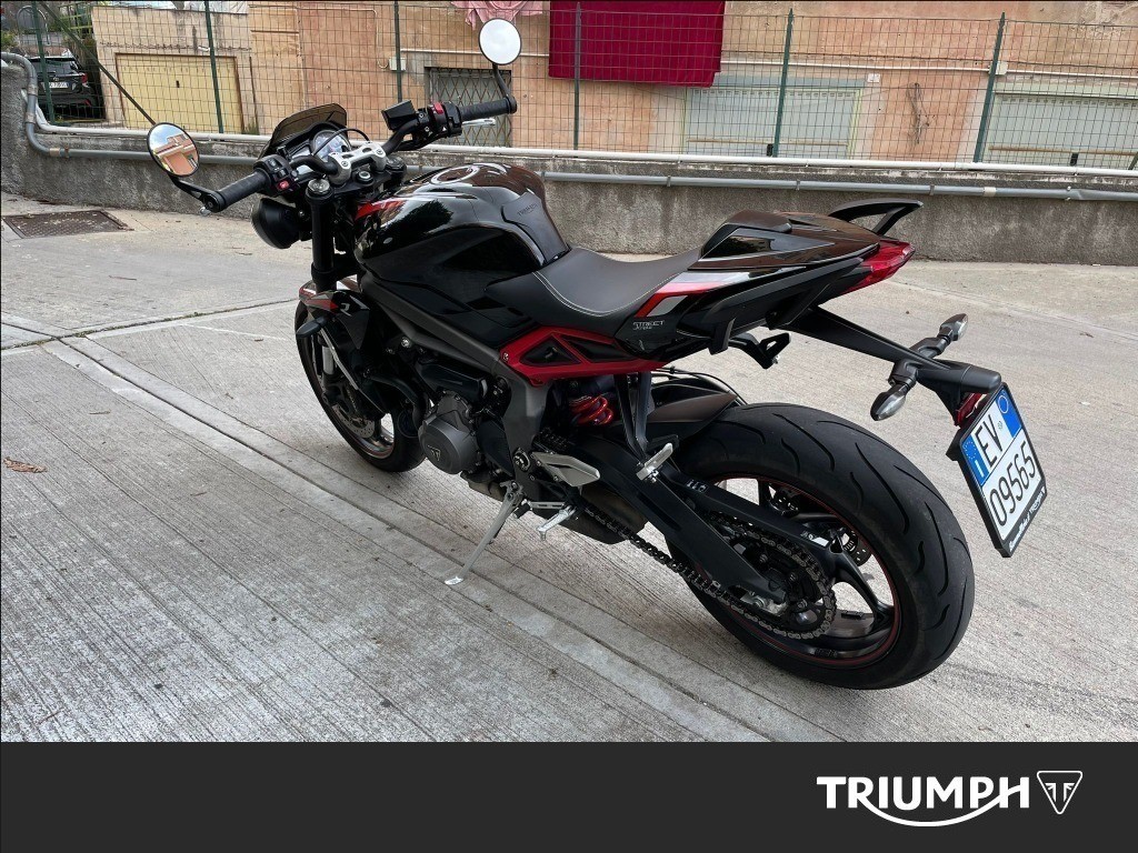 TRIUMPH Street Triple 765 R