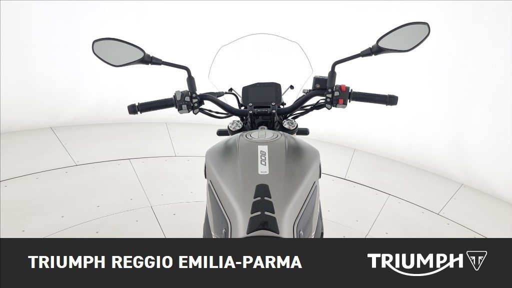 BENELLI Leoncino 800 