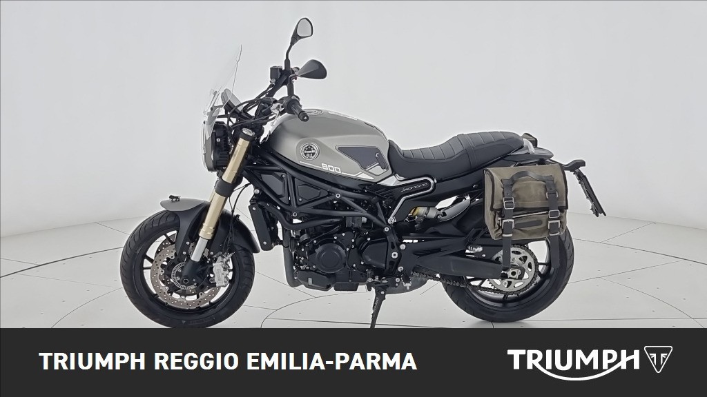 BENELLI Leoncino 800 