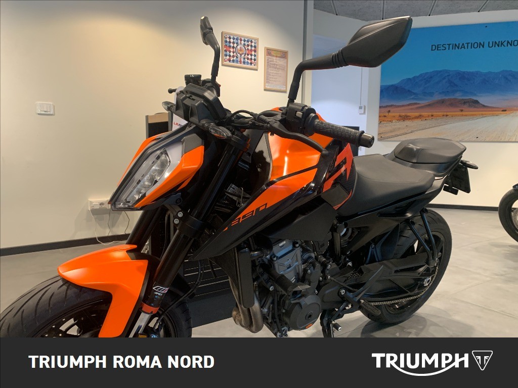 KTM 890 Duke 
