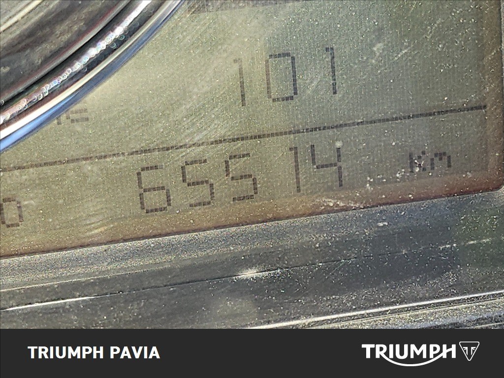 MOTO GUZZI Breva 850 