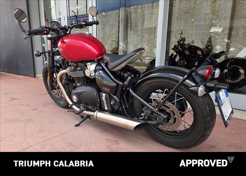TRIUMPH Bonneville 1200 Bobber E5