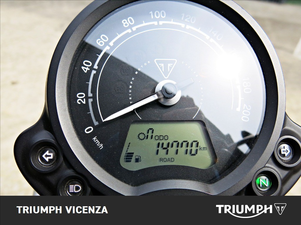 TRIUMPH Street Scrambler 900 