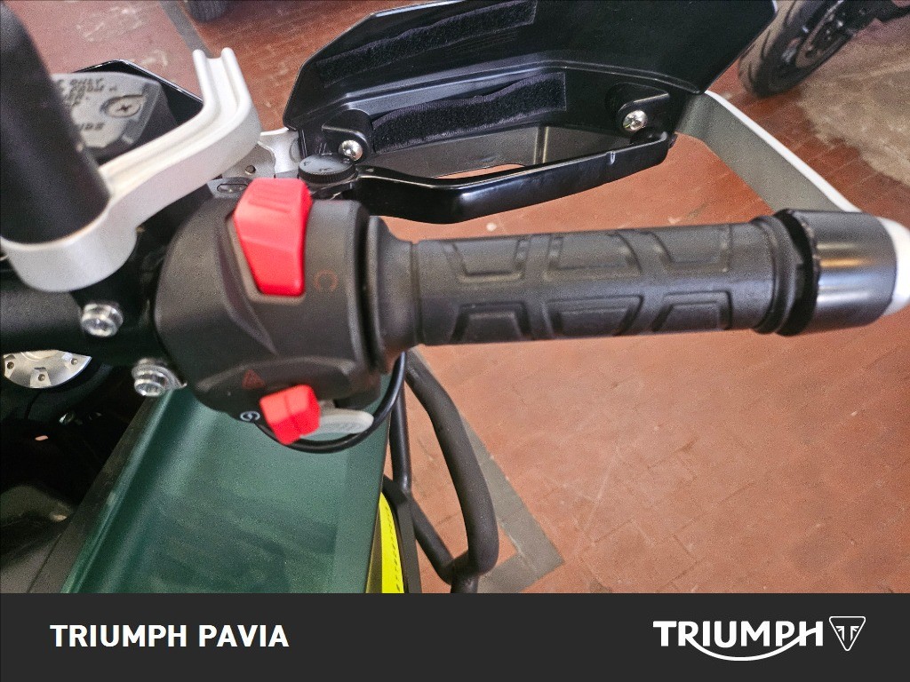 BENELLI TRK 702 X abs