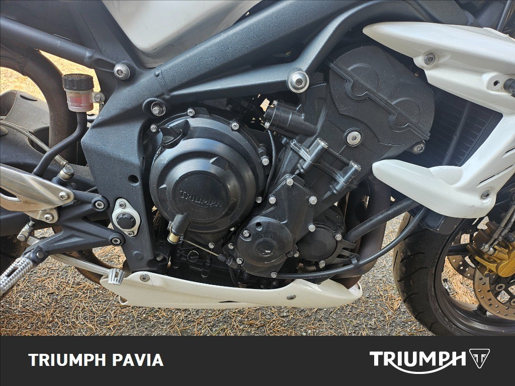 TRIUMPH Street Triple 675 