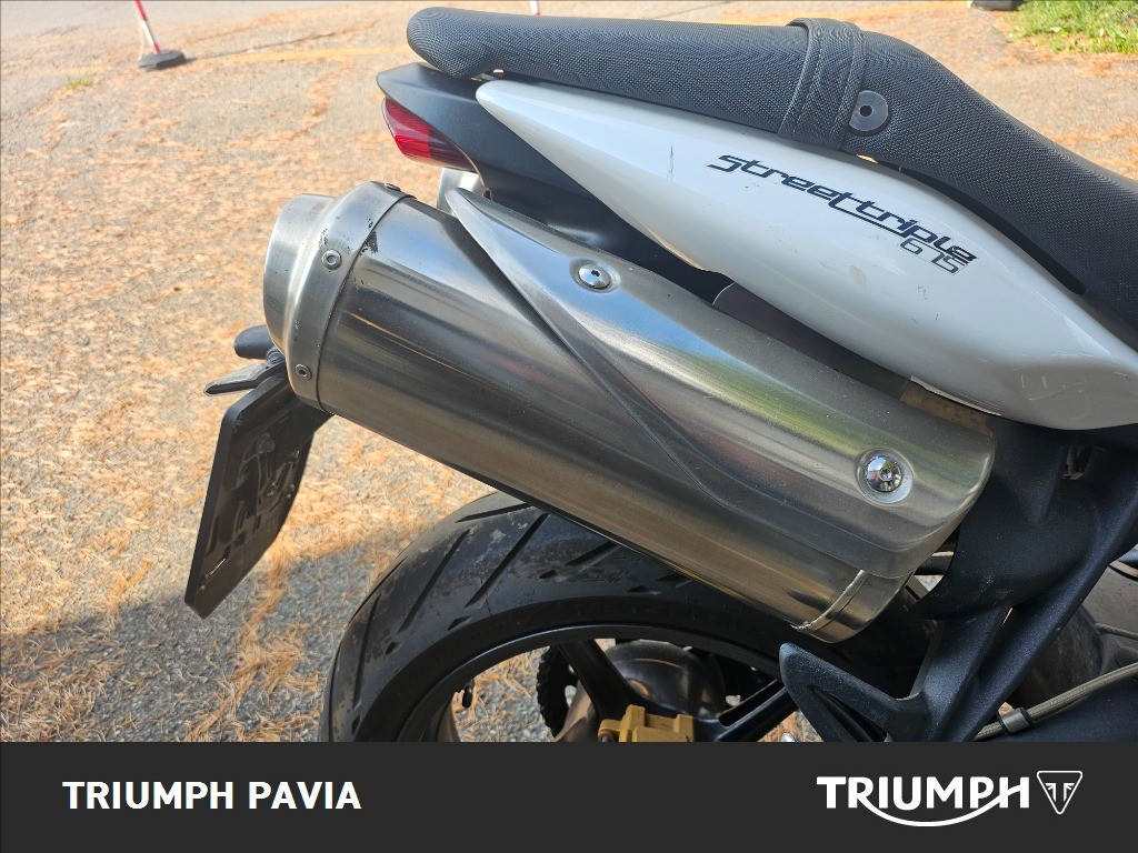 TRIUMPH Street Triple 675 