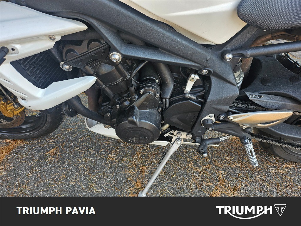 TRIUMPH Street Triple 675 