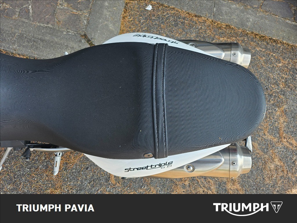 TRIUMPH Street Triple 675 