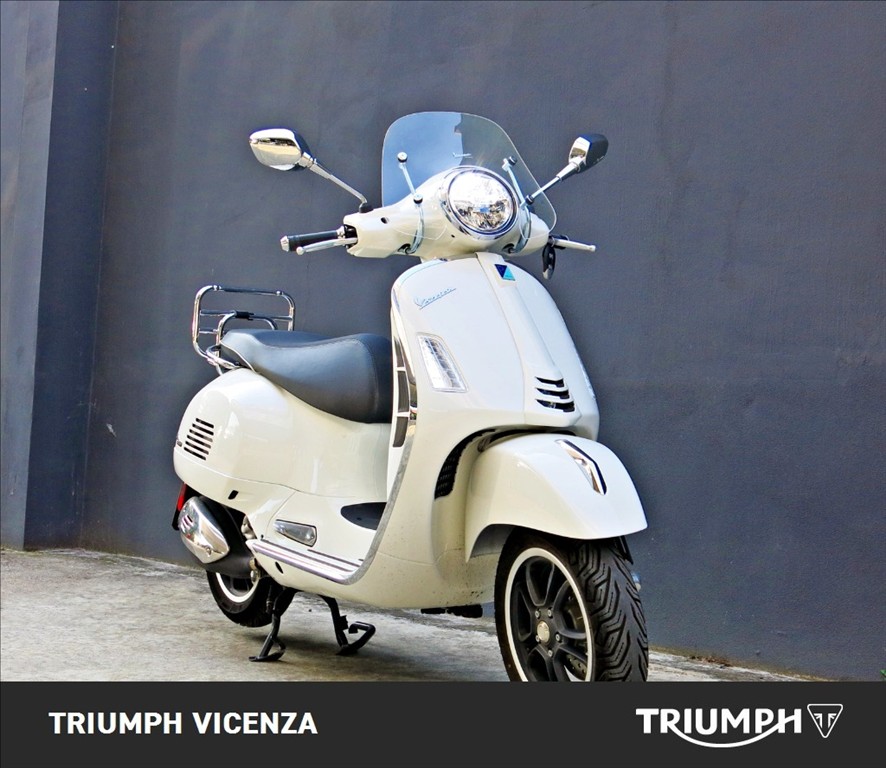 VESPA Vespa GTS 300 hpe Super Abs