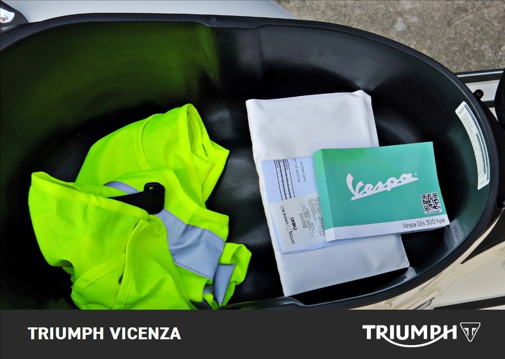 VESPA Vespa GTS 300 hpe Super Abs
