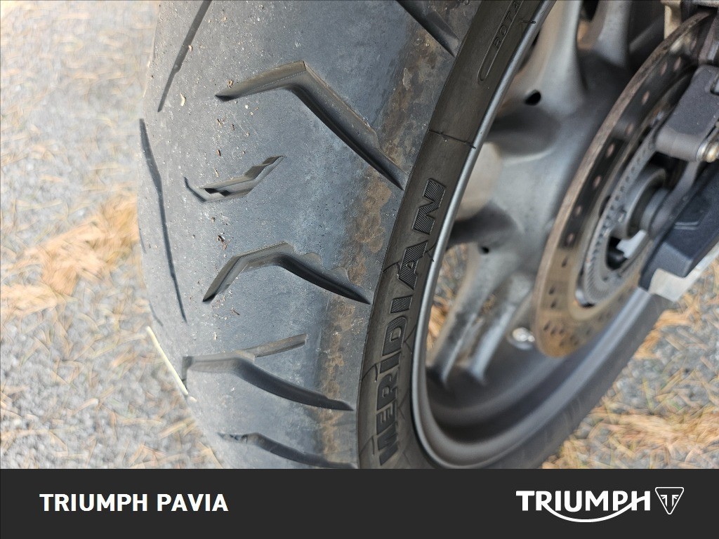 TRIUMPH Tiger 800 Abs