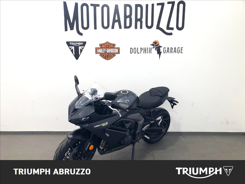 TRIUMPH Daytona 600 