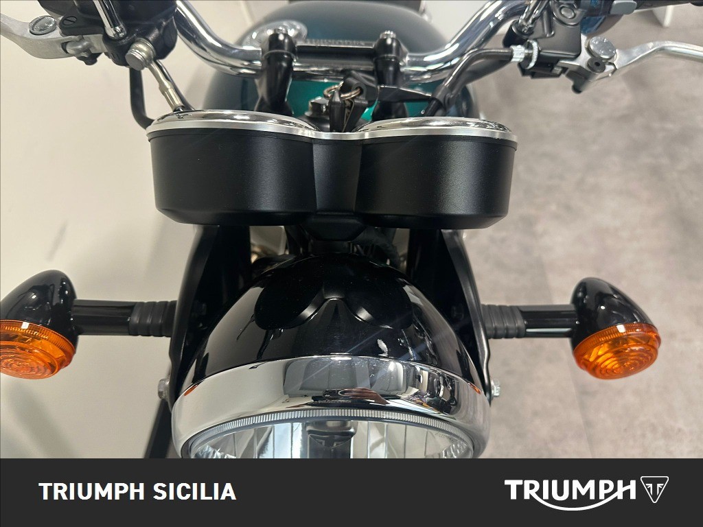 TRIUMPH Bonneville 900 T100 E5