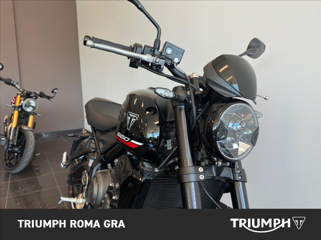 TRIUMPH Trident 660 Jet Black Abs