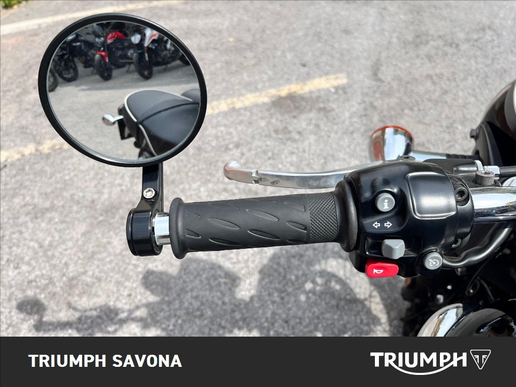 TRIUMPH Bonneville 900 T100 