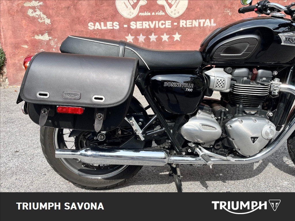 TRIUMPH Bonneville 900 T100 