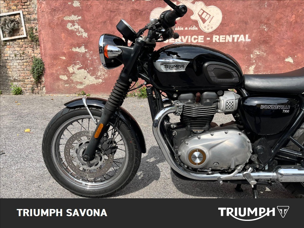 TRIUMPH Bonneville 900 T100 