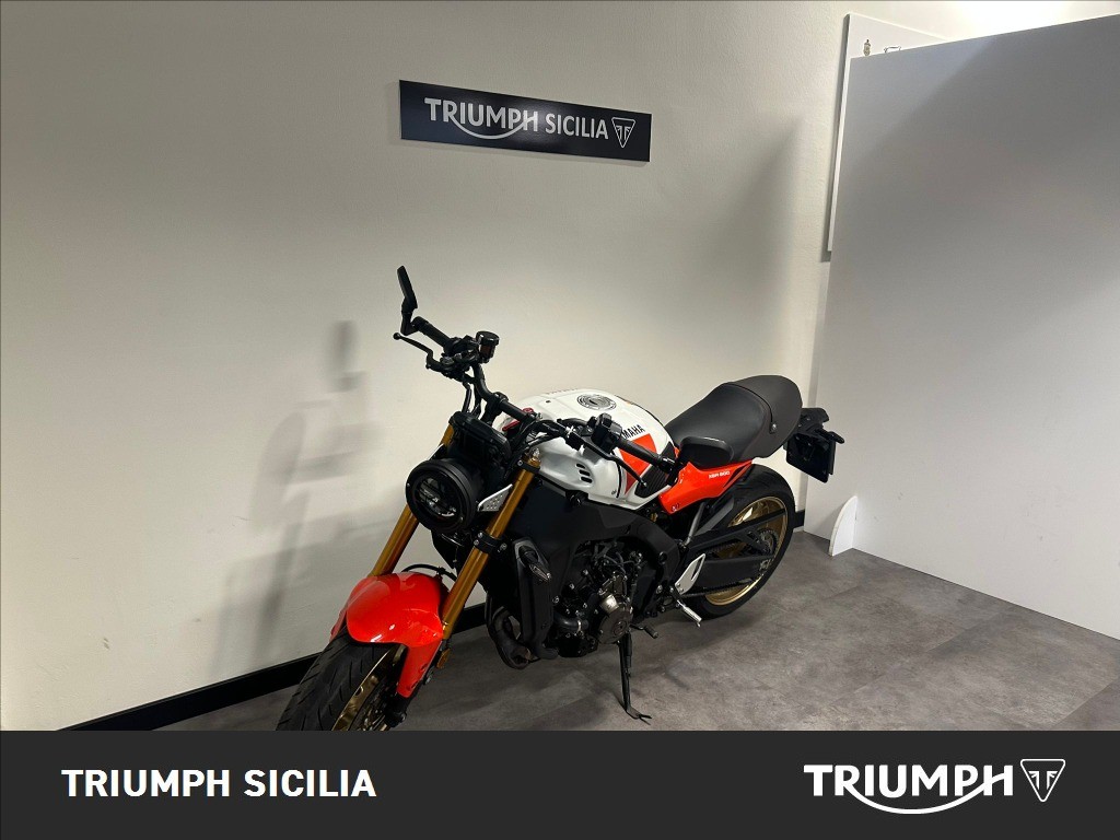 YAMAHA XSR 900 Abs
