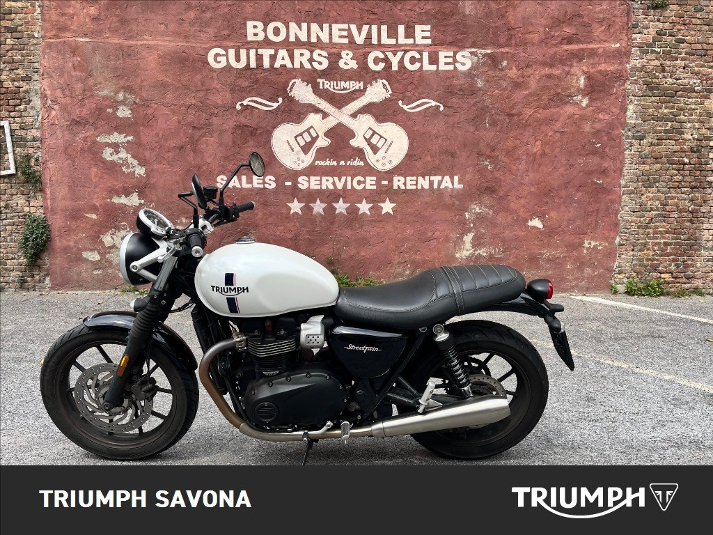 TRIUMPH Street Twin 900 